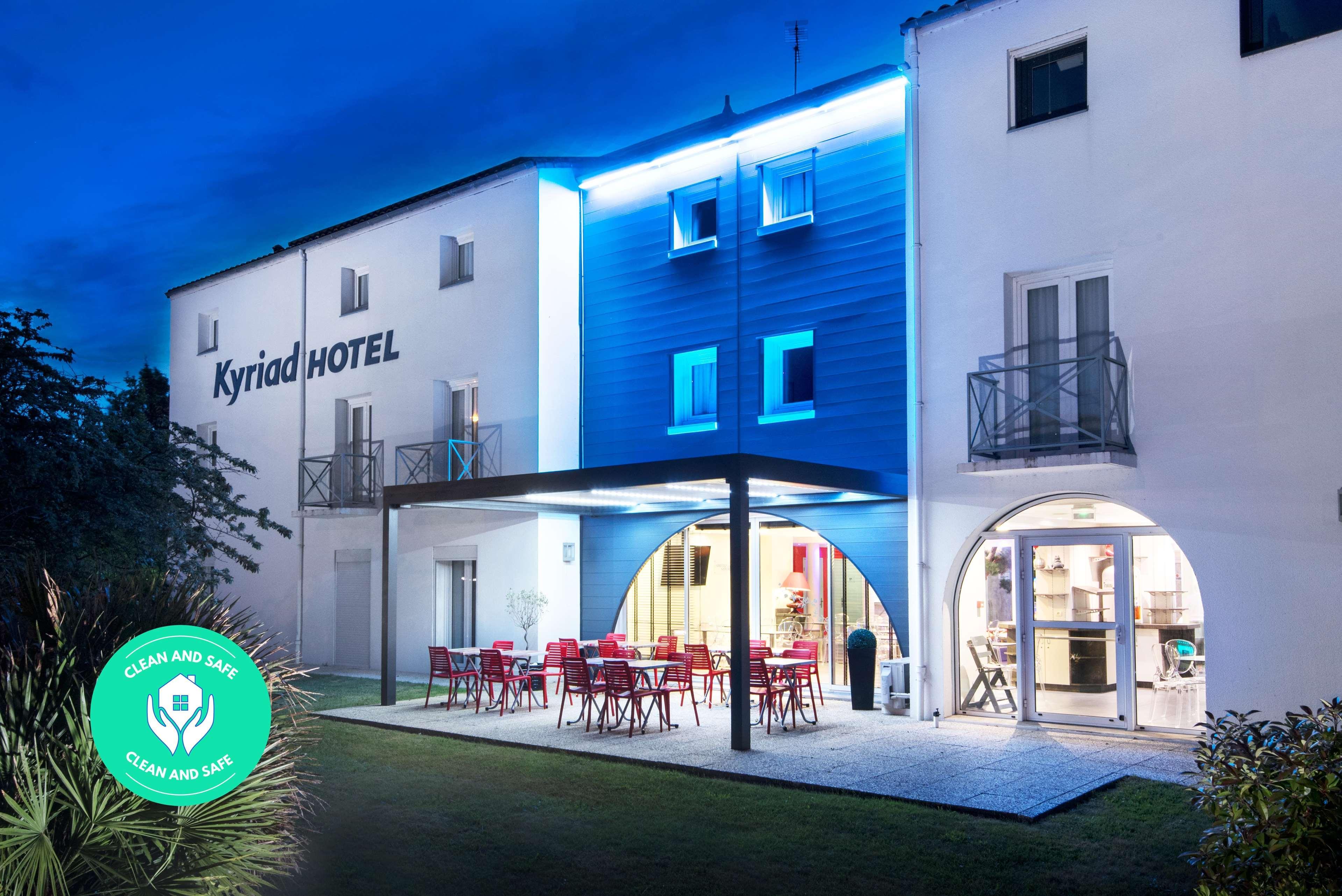Hotel Kyriad La Rochelle Centre Ville Buitenkant foto