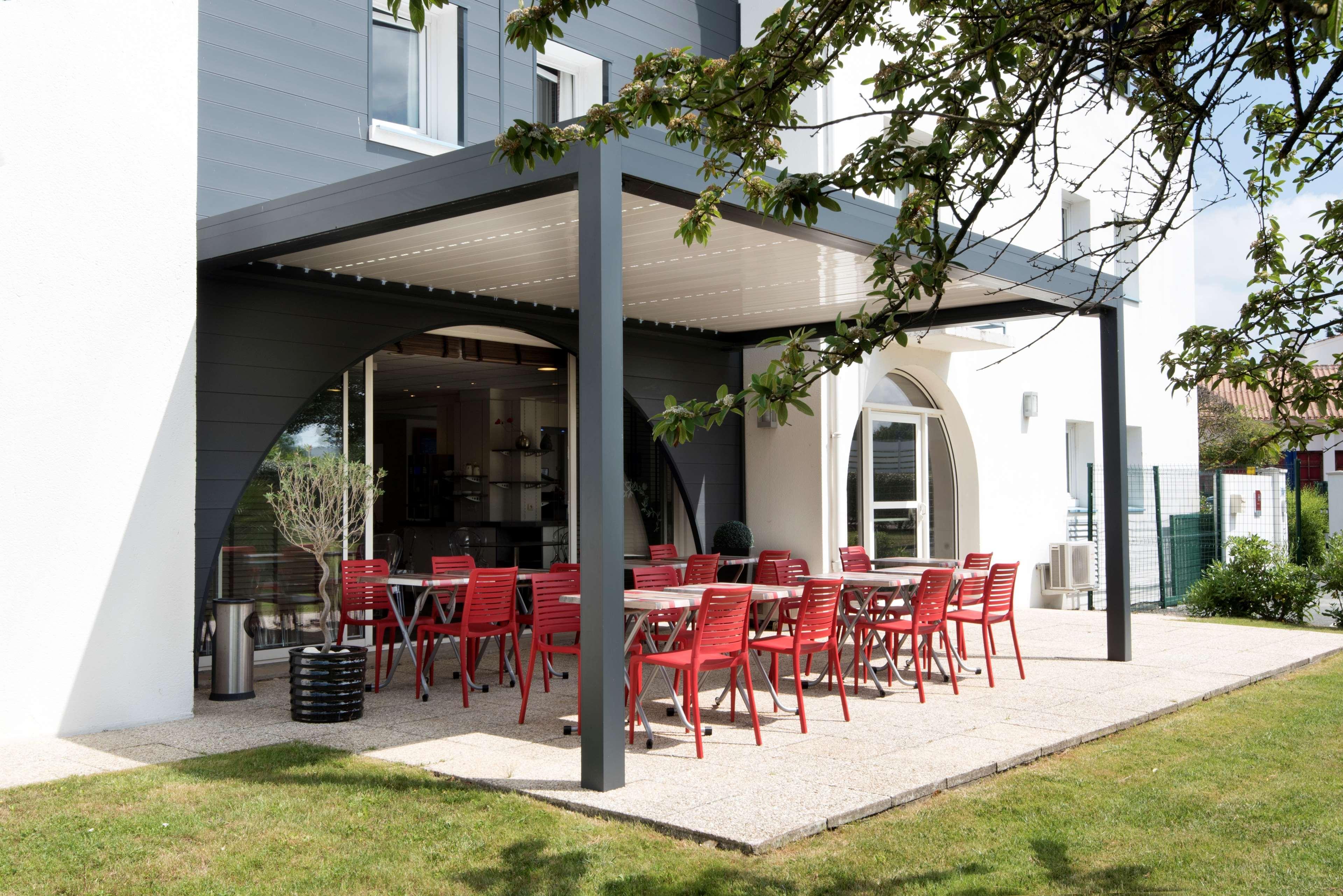 Hotel Kyriad La Rochelle Centre Ville Buitenkant foto